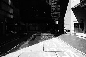 Street scene, Queen Street, Sheung Wan, 14 December 2014