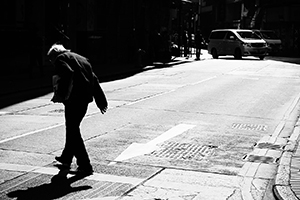An old man crossing the road, Sheung Wan, 14 December 2014