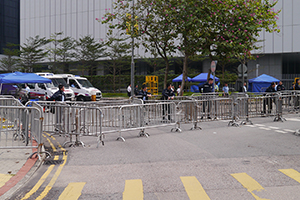 Barricade, on the final day of the Admiralty Umbrella Movement occupation site, Tim Wa Avenue, 11 December 2014