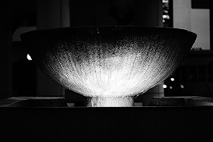 Illumination on a water fountain, Hong Kong Park, 24 December 2014