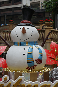 Snowman, Grand Millenium Plaza, Sheung Wan, 26 December 2014