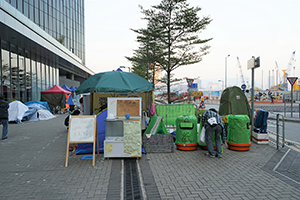 Tents and posters outside the Central Government Offices Complex, Admiralty, 1 January 2015