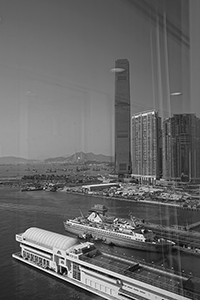 View towards West Kowloon from The Gateway, Tsim Sha Tsui, 14 January 2015