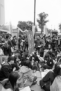 Rally near Statue Square after the pro-democracy march from Victoria Park to Central, Chater Road, 1 February 2015