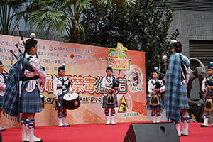 Music performance at Sheung Wan Cultural Square, Bonham Strand, 1 February 2015