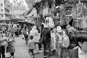 People shopping, Sham Shui Po, 21 February 2015