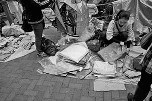 People selling goods on the street, Sham Shui Po, 21 February 2015