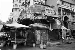 A freedom of speech banner tied to the fence of the balcony of a building at the junction of Poplar Street and Ki Lung Street, Prince Edward, 21 February 2015