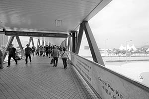 Overhead walkway near Central Ferry Piers, 29 March 2015