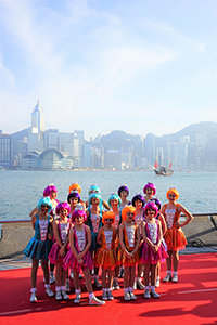 Posing for a group photo, Tsim Sha Tsui waterfront, 29 March 2015