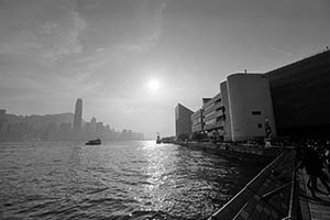 Victoria Harbour and Hong Kong Island viewed from the Tsim Sha Tsui Promenade, 29 March 2015