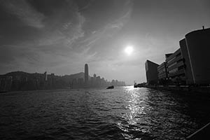 Victoria Harbour and Hong Kong Island viewed from the Tsim Sha Tsui Promenade, 29 March 2015