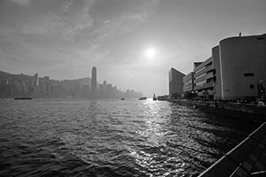 Victoria Harbour viewed from Tsim Sha Tsui, 29 March 2015