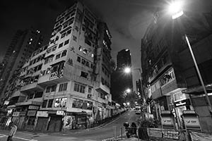 Street scene at night at the junction of Queen's Road West and Hollywood Road, Sheung Wan, 18 March 2015