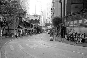 Street scene, Queen's Road West, Sheung Wan, 14 May 2015