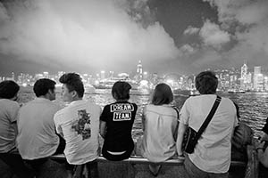 A view of Victoria Harbour and Hong Kong Island from the Tsim Sha Tsui waterfront, 15 May 2015