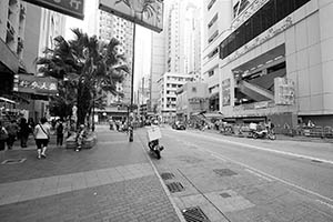 Street view, Bonham Strand, Sheung Wan, 6 June 2015