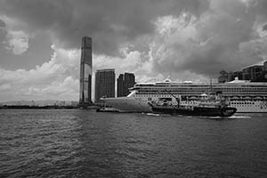 Cruise ship at Ocean Terminal, Tsim Sha Tsui, 7 June 2015