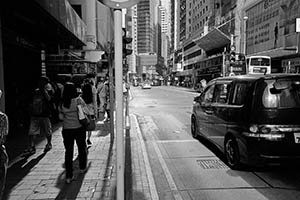 Street view, Des Voeux Road Central, Sheung Wan, 18 June 2015