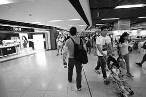 People walking to New Town Plaza from Sha Tin MTR station, Sha Tin, 12 July 2015