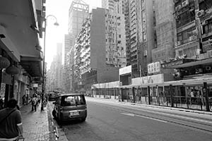 Street scene, Des Voeux Road West, Sheung Wan, 5 September 2015