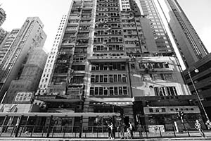 Street scene, Des Voeux Road West, Sheung Wan, 5 September 2015