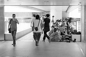 Overhead walkway, Central, 13 September 2015
