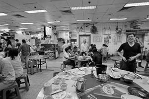 Tung Po Kitchen, Java Road Market and Cooked Food Centre, North Point, 18 September 2015