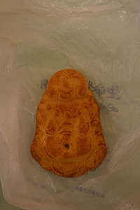 Seasonal cake in the shape of the Buddha, Sheung Wan, 25 September 2015