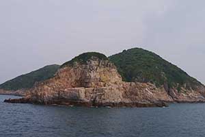 Rock features in the Hong Kong UNESCO Global Geopark, New Territories, 20 September 2015