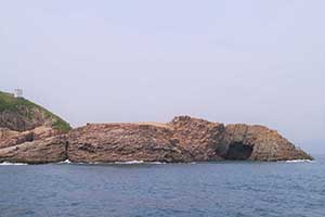 Rock features in the Hong Kong UNESCO Global Geopark, New Territories, 20 September 2015