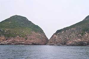 Rock features in the Hong Kong UNESCO Global Geopark, New Territories, 20 September 2015