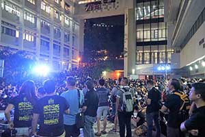 Demonstration on the HKU campus concerning threats to academic freedoms, 9 October 2015