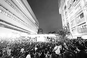 Rally at HKU concerning threats to academic freedoms, 9 October 2015