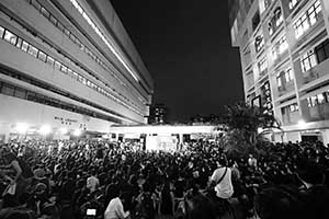 Demonstration on the HKU campus concerning threats to academic freedoms, 9 October 2015