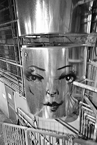 An alleyway off Eastern Street, Sai Ying Pun, 20 October 2015