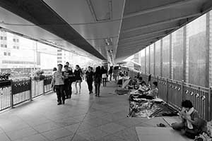 Overhead walkway adjacent to Connaught Road Central, Central, 25 October 2015
