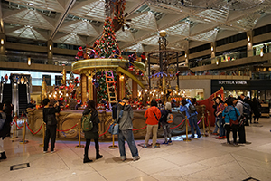 Christmas display in the Landmark atrium, Central, 27 November 2015