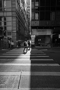 Queen's Road Central, Sheung Wan, 28 November 2015