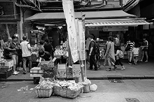 Street scene, Sham Shui Po, 1 November 2015