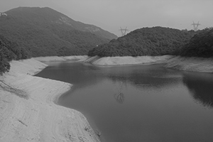 Low water levels in Aberdeen Reservoir, 29 November 2015