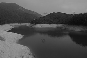 Low water levels in Aberdeen Reservoir, 29 November 2015