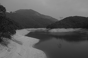 Low water levels in Aberdeen Reservoir, 29 November 2015