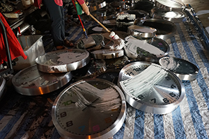 Frog King (Kwok Mang Ho) performance, Chancery Lane, Central, 1 December 2015