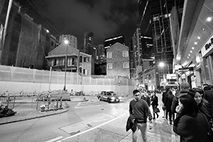 Street scene at the junction of Wyndham Street and Arbuthnot Road, 8 January 2016