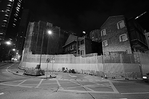 Street scene at the junction of Wyndham Street and Arbuthnot Road, 8 January 2016