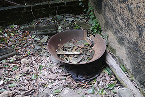 Abandoned wok, Chek Kang, Sai Kung, 24 January 2016