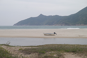 A boat on Ham Tin Beach, Sai Kung, 24 January 2016