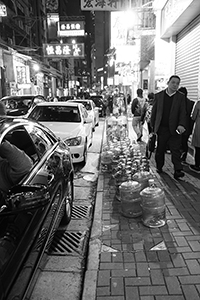 Street scene at night, Wing Lok Street, Sheung Wan, 4 February 2016