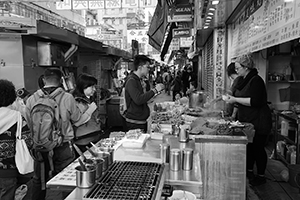 Street market, Sham Shui Po, 8 February 2016